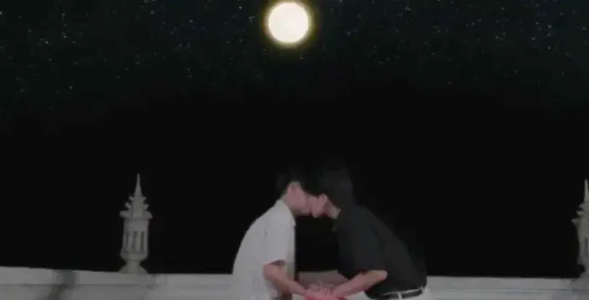 《月下之恋》蓝光1080P未删减版｜月光织就的时空恋曲《月下之恋》双男主宿命羁绊完整资源