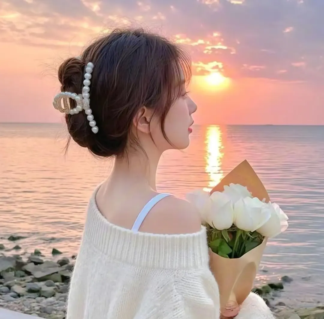 《野花》这剧情太敢拍了！《野花》1080P超清完整版资源，菲律宾暗黑寓言直击人性深渊