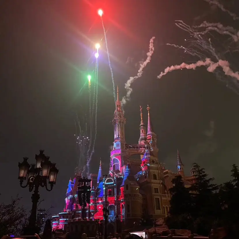 《火口的两人》百度网盘高清资源下载-《火口的两人》1080P未删减版完整故事在线观看