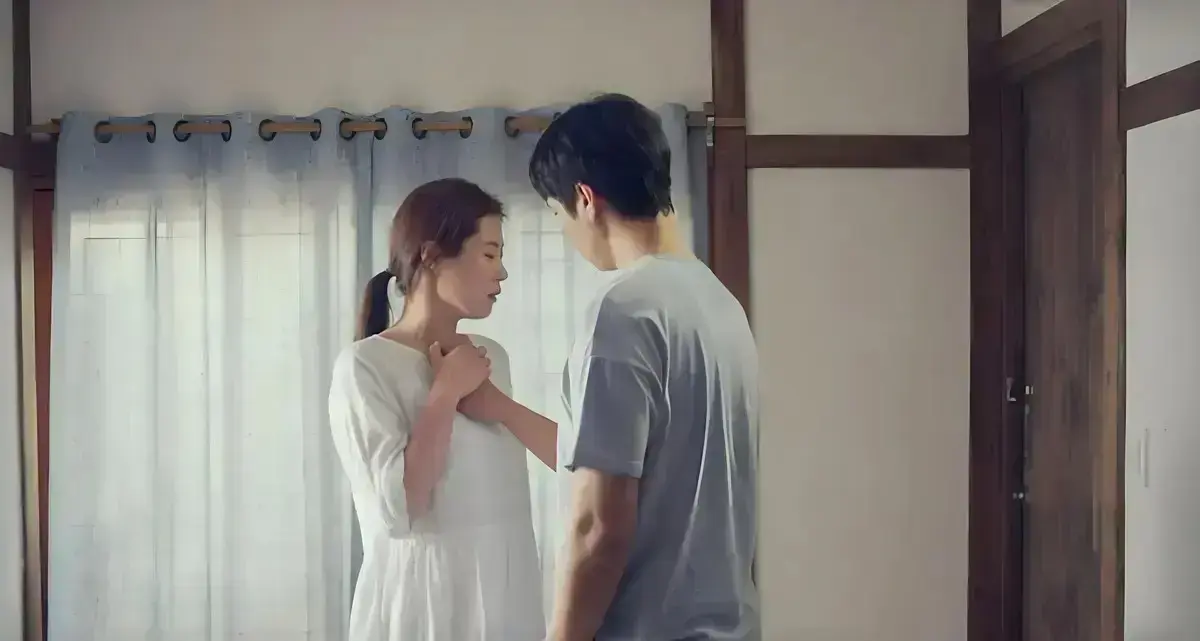 《出轨》迅雷网盘播放下载资源《出轨》韩国高分剧情片HD高清未删减全集在线观看