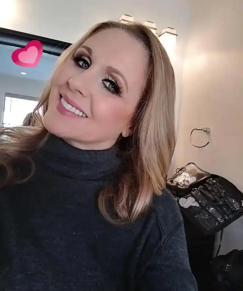 《安姨juilaann》电影合集超清中字在线看-《安姨juilaann》全网同步更新完整版资源-1080P画质支持夸克云盘转存