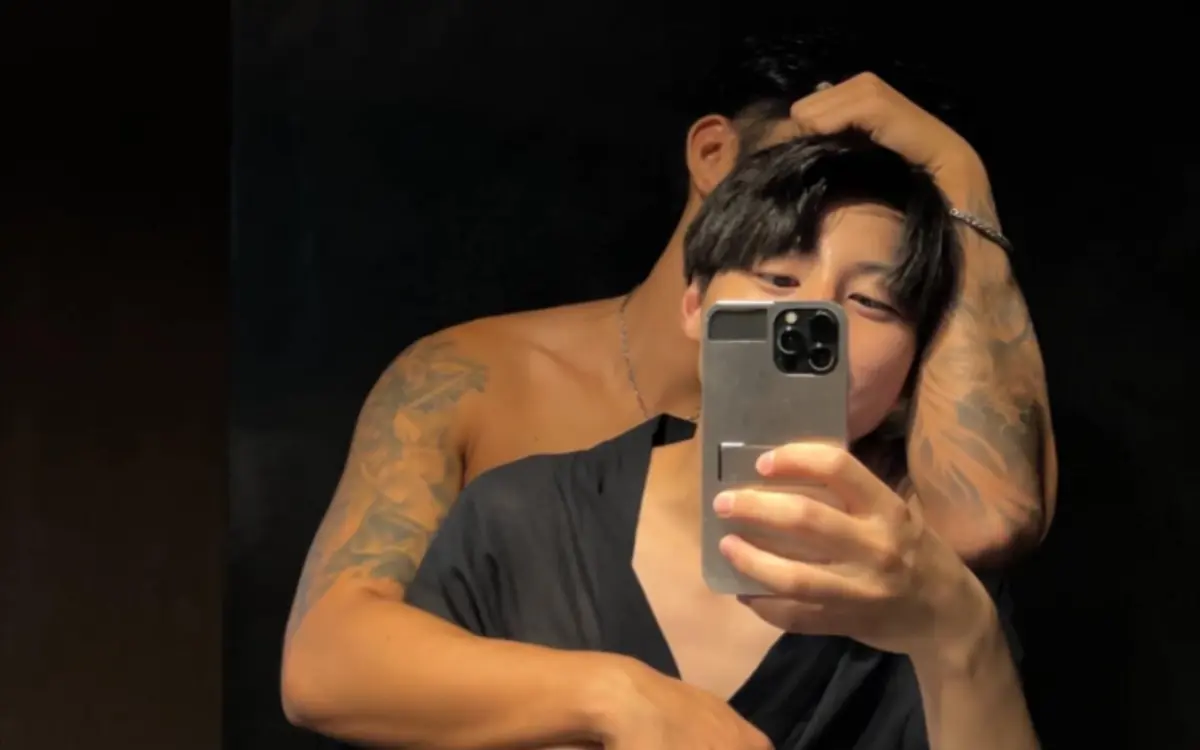 《花臂老师》 / 全季完整版 / 高清无删减资源 / 在线免费观看 / 全集