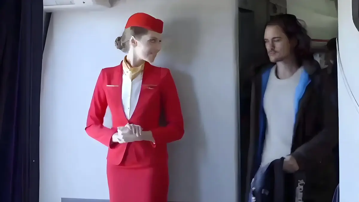 《私人航空》法国电影超清资源！《私人航空》1080P无删减版，高空浪漫冒险全程高能！