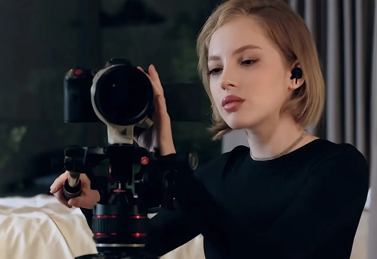 《Vixen》特工四部曲全集资源！贝拉主演《Vixen》卧底迷局超清未删减版在线观看