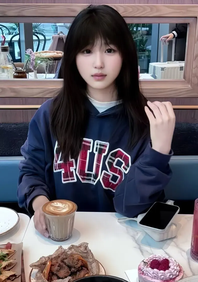 《starluck李林恩》《starluck李林恩》1080P超清画质在线播放-《李林恩》无广告高清视频全集资源完整版免费观看《starluck李林恩》