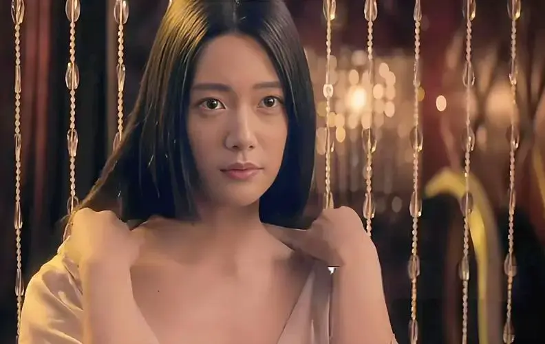 《美人》 ｜ 未删减版 ｜ 超清在线 ｜ 韩国情欲巅峰 ｜ 完整版免费播