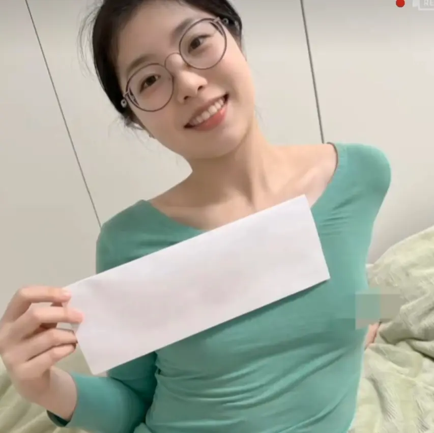 《秦嘉妮/秦嘉倪》全系列哪里看？《秦嘉妮/秦嘉倪》高清无删减资源在线播放