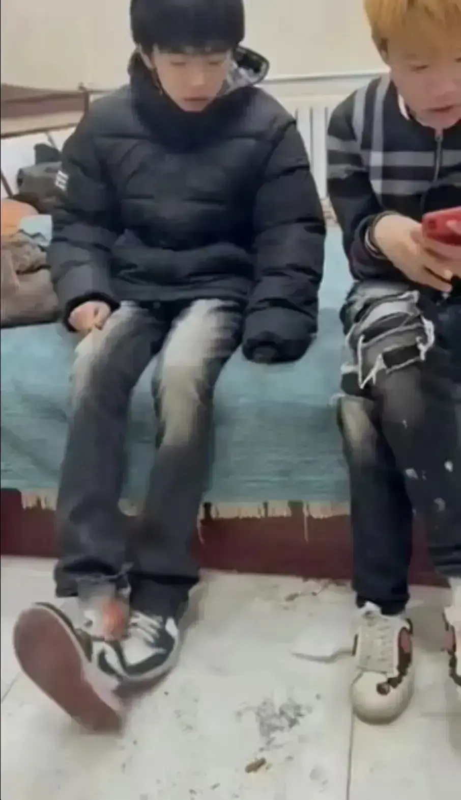 《校园轻奢男孩》高清全集《校园轻奢男孩》未删减版在线观看